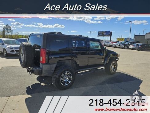Used 2006 HUMMER H3 4dr SUV image 3