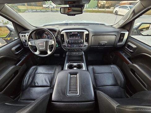 Used 2017 GMC Sierra 1500 SLT image 32