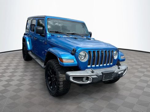 Used 2021 Jeep Wrangler Unlimited Sahara AWD/4WD image 4