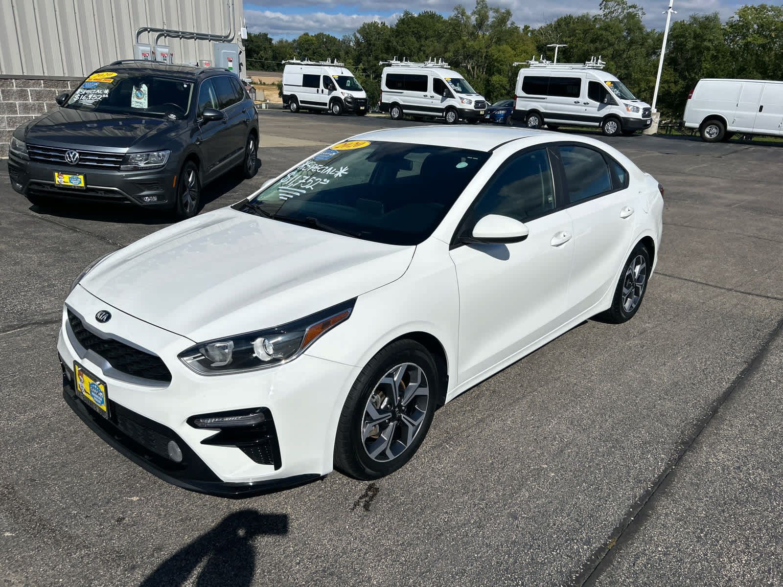 Used 2020 Kia Forte LXS FWD image 3