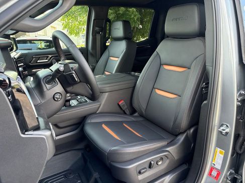 New 2026 GMC Sierra 1500 AT4 w/ AT4 Premium Package AWD/4WD image 17
