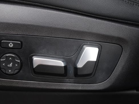 Used 2019 BMW X3 sDrive30i w/ Premium Package RWD image 18