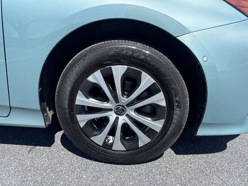 Used 2019 Toyota Prius XLE image 28