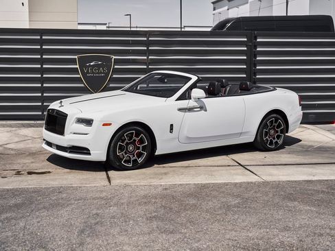 Used 2020 Rolls-Royce Dawn RWD image 6