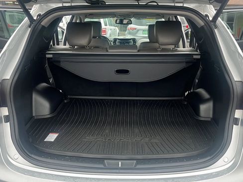 Used 2017 Hyundai Santa Fe Sport image 8