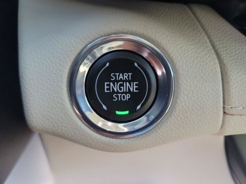 Used 2023 Buick Envision Essence w/ Technology Package I AWD/4WD image 33