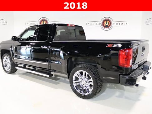Used 2018 Chevrolet Silverado 1500 LTZ Z71 w/ LTZ Plus Package image 3