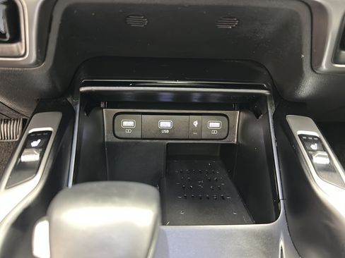 Used 2023 Kia Sorento S w/ Panoramic Sunroof Package AWD/4WD image 21