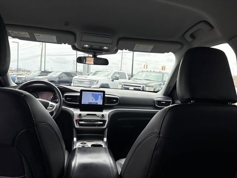 Certified 2023 Ford Explorer XLT w/ Equipment Group 202A image 47