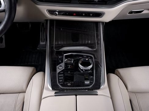 Used 2024 BMW X7 M60i w/ Executive Package image 43