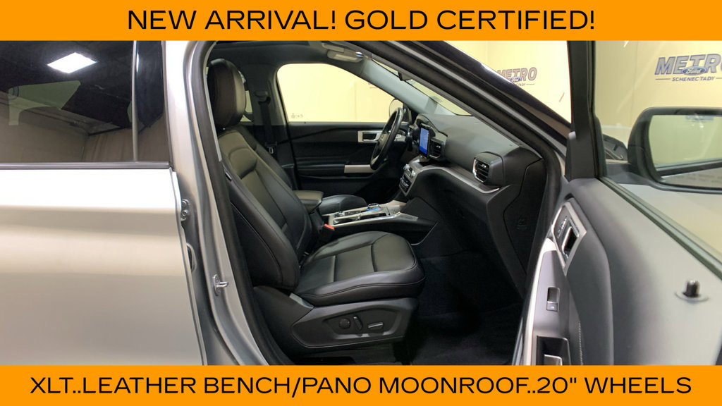 Used 2023 Ford Explorer XLT w/ Equipment Group 202A AWD/4WD image 11