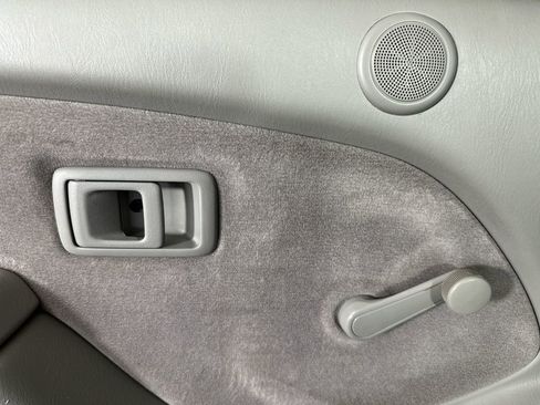 Used 2004 Toyota Tacoma 4x4 Regular Cab image 19