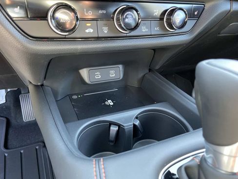 New 2026 Honda HR-V Sport image 18