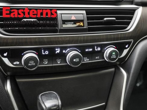 Used 2018 Honda Accord EX-L image 19
