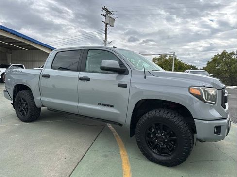 Used 2017 Toyota Tundra TRD Pro AWD/4WD image 6