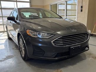 Used 2020 Ford Fusion SE video 1