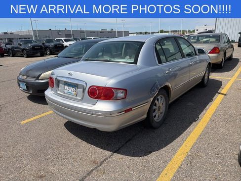 Used 2006 Kia Amanti FWD image 2