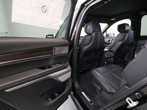 New 2026 Cadillac Vistiq Sport image 25