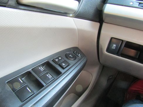 Used 2012 Honda Accord LX image 18