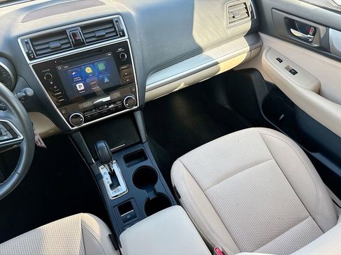 Used 2018 Subaru Outback 2.5i Premium image 30