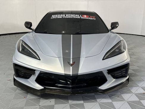 Used 2021 Chevrolet Corvette Stingray Premium Conv w/ Z51 Performance Package RWD image 3