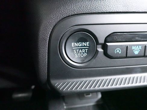 Certified 2025 Ford Bronco Sport Outer Banks w/ Outer Banks Tech Package+ AWD/4WD image 23