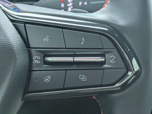 Used 2026 Chevrolet Traverse RS FWD image 23