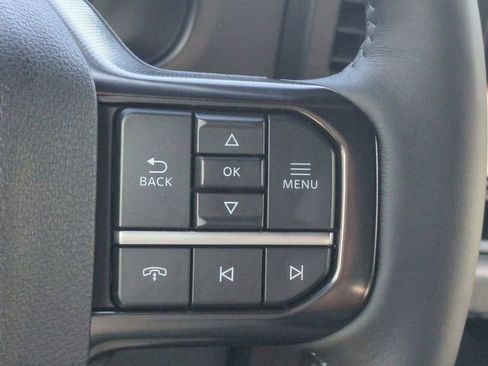 Used 2025 Ford F250 Platinum w/ FX4 Off-Road Package AWD/4WD image 24