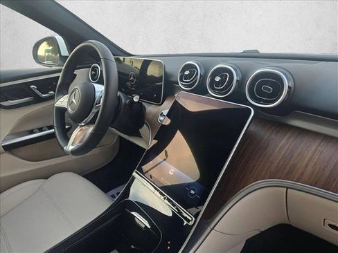 Certified 2025 Mercedes-Benz C 300 Sedan image 19