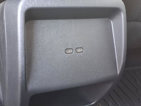 Used 2025 Chevrolet Equinox EV LT FWD image 23