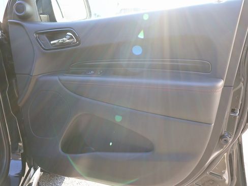 Used 2024 Dodge Durango GT image 8