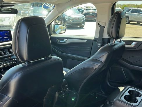 Used 2021 Ford Escape SEL image 34