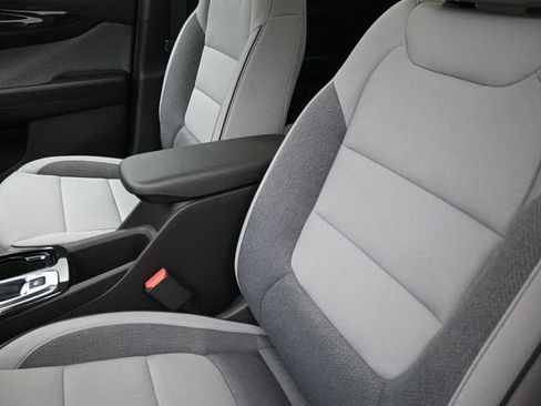 New 2026 Chevrolet TrailBlazer LT w/ Midnight Edition FWD image 17