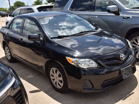 Used 2012 Toyota Corolla L FWD image 4
