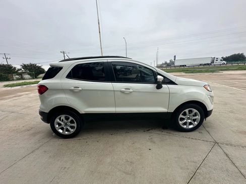 Used 2021 Ford EcoSport SE w/ SE Convenience Package image 6