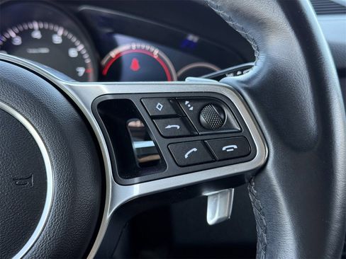 Used 2019 Porsche Cayenne image 14
