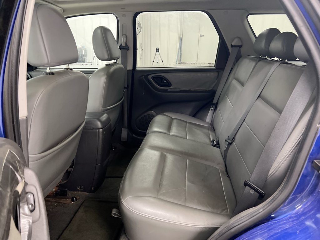 Used 2005 Ford Escape XLT AWD/4WD image 22