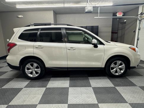 Used 2015 Subaru Forester 2.5i Limited AWD/4WD image 6