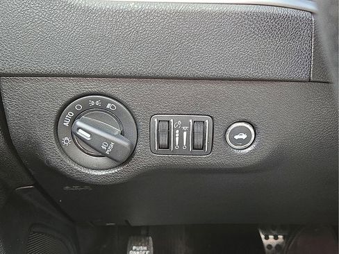 Used 2022 Dodge Charger GT image 24