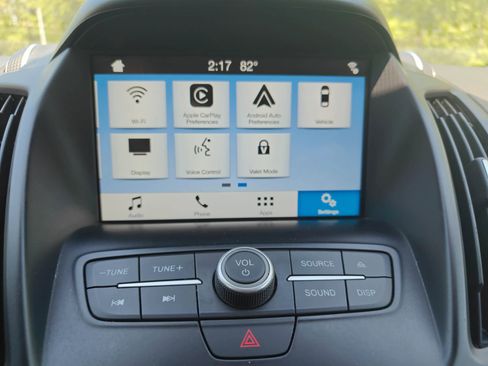 Used 2017 Ford Escape SE w/ Equipment Group 201A FWD image 10