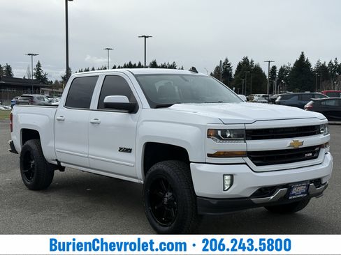 Used 2018 Chevrolet Silverado 1500 LT w/ All Star Edition image 7