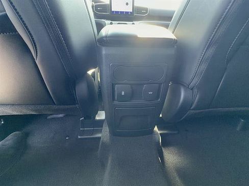Certified 2023 Ford Explorer XLT w/ Equipment Group 202A AWD/4WD image 24