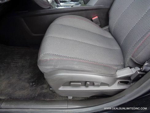 Used 2015 Chevrolet Equinox LT w/ Driver Convenience Package image 8