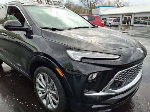 Used 2024 Buick Encore GX Avenir w/ Avenir Technology Package FWD image 7