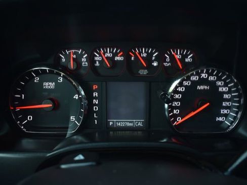 Used 2018 GMC Sierra 3500 4x4 Crew Cab w/ Sierra Convenience Package image 12