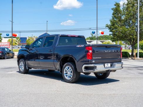 Used 2023 Chevrolet Silverado 1500 LT AWD/4WD image 5
