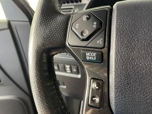 Used 2023 Toyota 4Runner TRD Off-Road Premium w/ Off Road Premium Plus Package AWD/4WD image 11