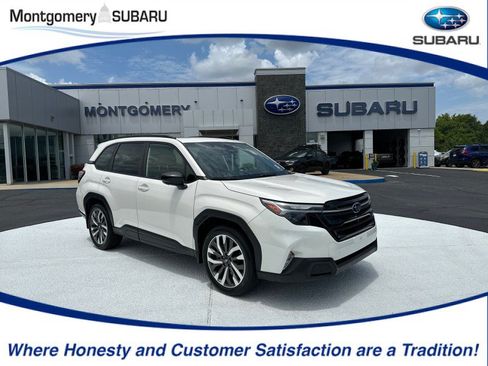 Certified 2025 Subaru Forester Touring w/ Popular Package - Touring AWD/4WD image 1