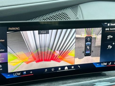 Used 2024 BMW 740i xDrive image 12