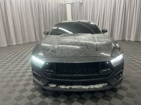 Used 2024 Ford Mustang Premium image 2